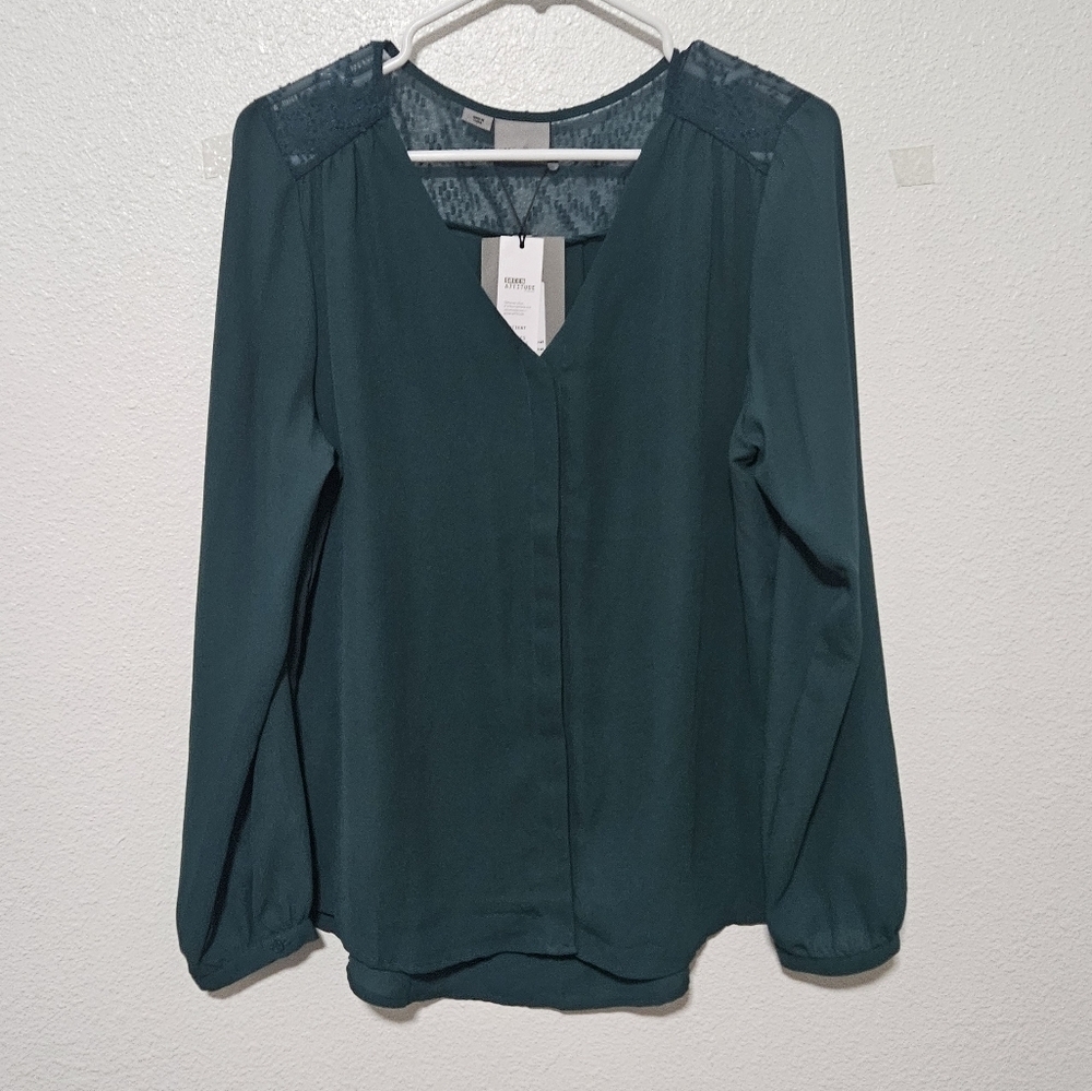 NWT Vero Moda green attitude sheer details too size large